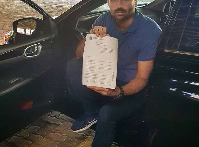 Eduardo Bolsonaro assina PL que envia dinheiro do Fundão Eleitoral para os hospitais