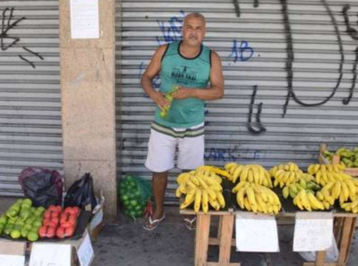 Trabalhador informal deve começar a receber R$ 600 até quinta-feira