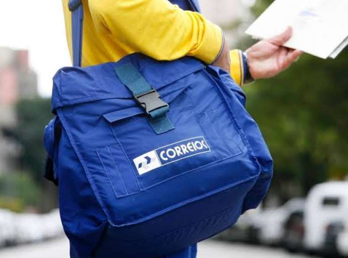 Funcionários dos correios acabam sendo infectados por coronavírus