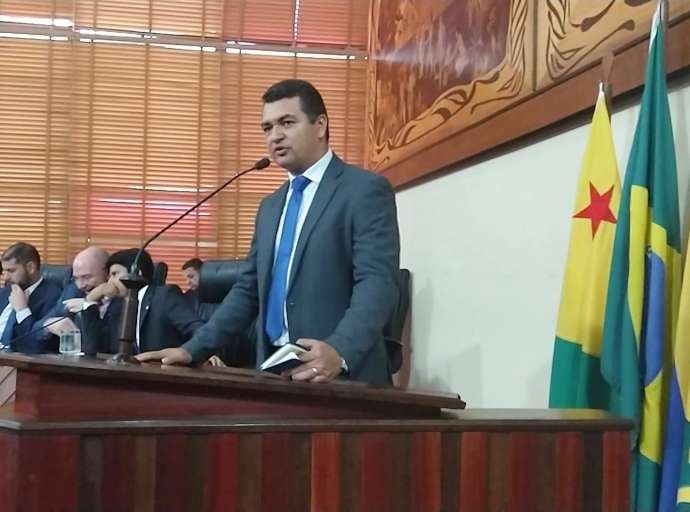 Deputado Sgt.Cadmiel, em parceria com a Associação dos Militares do Acre, apresenta projeto de lei que institui o Dia do Veterano Policial Militar e Bombeiro Militar