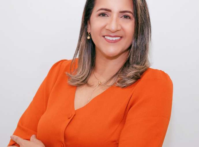 Mulheres na Política: conheça a professora Vanda Aguiar, que é pré-candidata a vereadora em Feijó