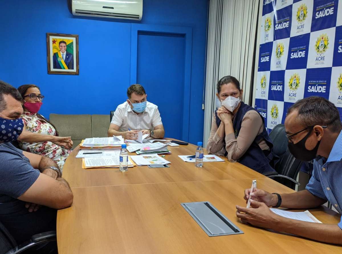 Ativista Vanderli Ferreira e deputado Cadmiel se reúnem com Secretário de Saúde para pedir melhorias para os pacientes renais crônicos