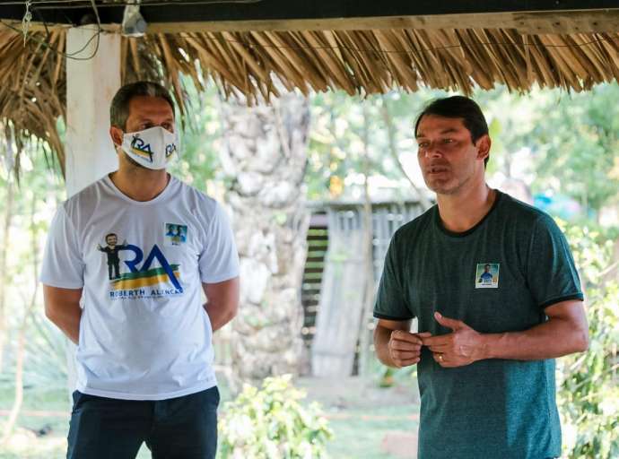 Na comunidade Vila Maria, Roberto Duarte ouve principais reivindicações dos moradores