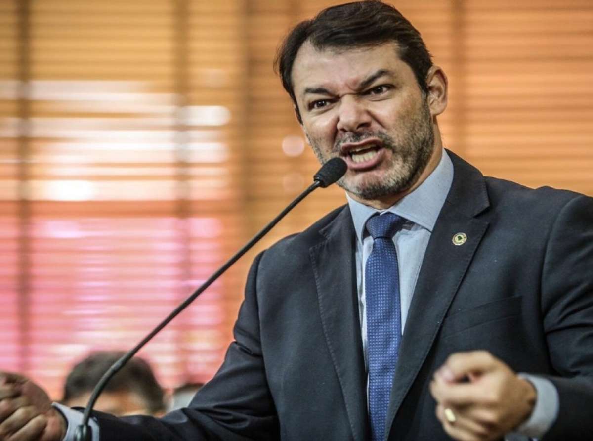 Processado por Socorro Neri após mostrar obra abandonada, Duarte rebate: “Jamais me calarão!”