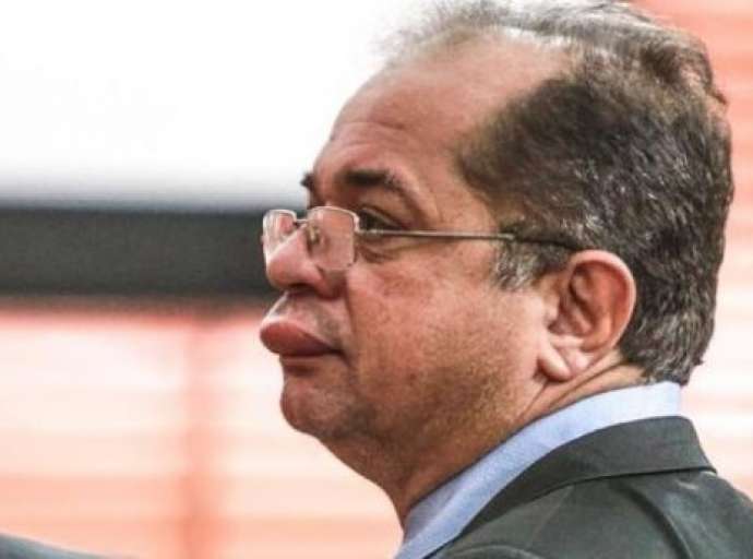“Esse daí não ganhou uma teta na prefeitura e se virou para o 15”, diz deputado a eleitor que não apoia a reeleição de seu irmão prefeito