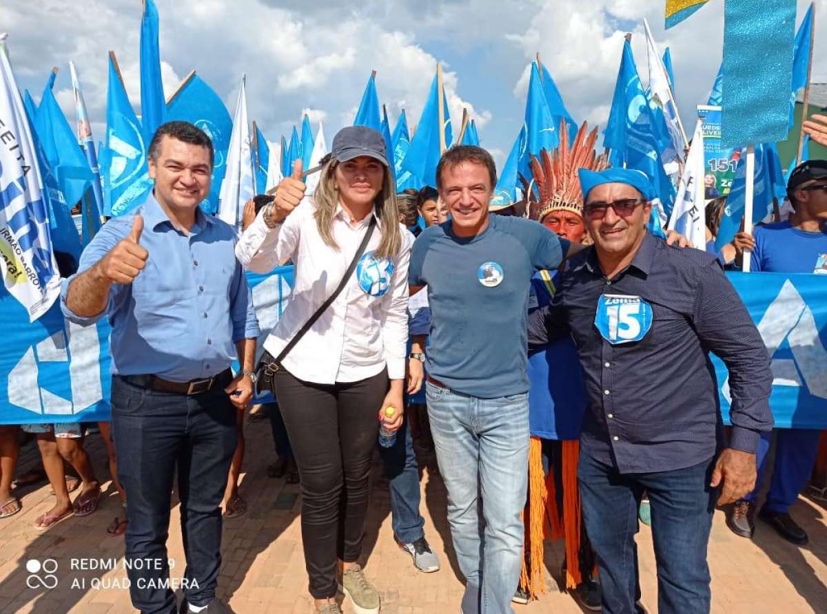 Cadmiel participa de grande passeata da candidata Zeina Melo do MDB no município de Jordão