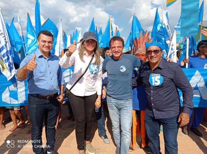 Cadmiel participa de grande passeata da candidata Zeina Melo do MDB no município de Jordão