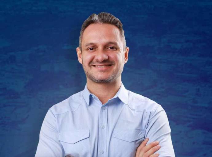 Apoio à candidatura do delegado Roberth Alencar tem grande aceitação popular e cresce na reta final das eleições
