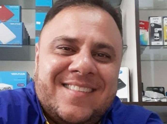 AJUDE A SALVAR A VIDA DO HANES, QUE ESTÁ EM ESTADO GRAVÍSSIMO NO INTO POR CAUSA DE COMPLICAÇÕES DA COVID 