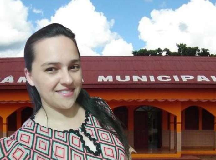 Vereadora Cleyde pede a Prefeito de Plácido que construa Ponto de Táxi e que vacine Idosos em Vila Campinas