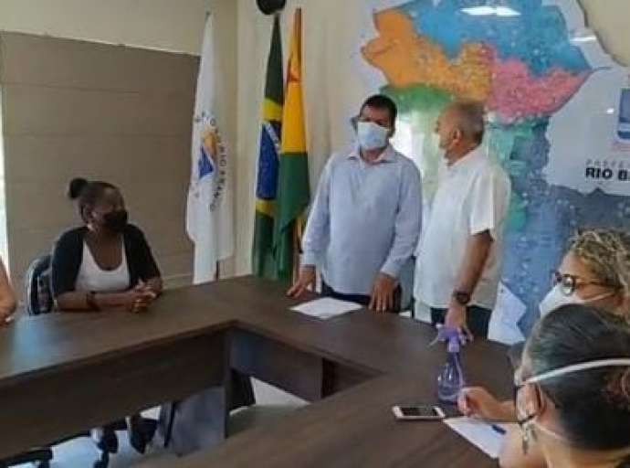 Prefeito Bocalom apresenta novos médicos que irão atuar na atenção básica
