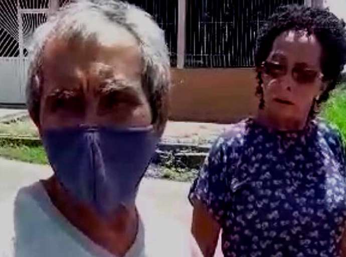 Em Cruzeiro do Sul, idoso tenta fugir da vacina e diz que “é coisa dos Illuminati”