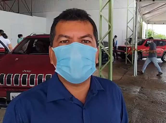 Frank Lima pede à Gladson distribuição das 85 mil doses estocadas para imunização na Capital