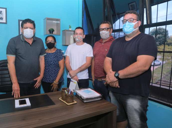 Flaviano reafirma apoio à luta dos enfermeiros e técnicos na busca por um piso justo e carga horária de 30 horas semanais
