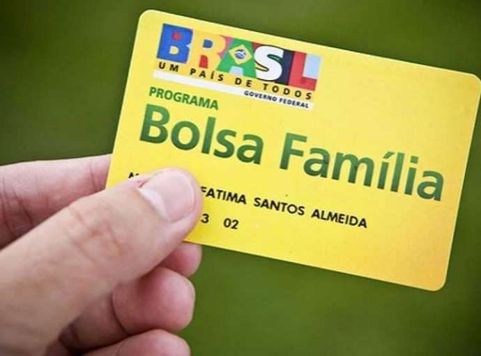 URGENTE! Beneficiários do Bolsa Família na capital podem perder auxílio se não fizerem recadastramento até o dia 14