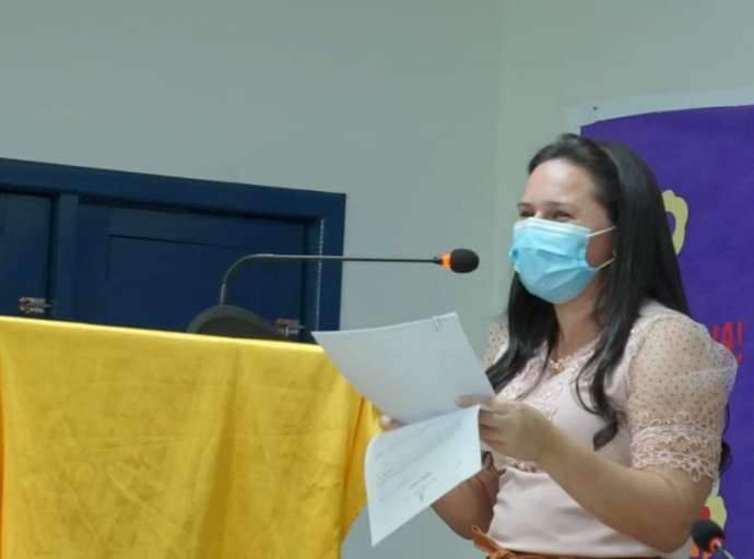 Na última sessão do mês de Agosto, vereadora Cleydiane Oliveira reintera vários pedidos de melhorias para a Vila Campinas 