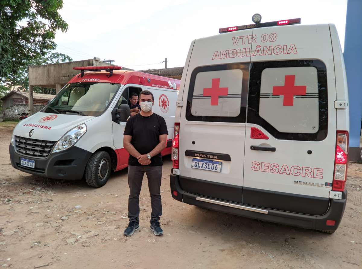 Governo entrega duas ambulâncias para Feijó, a pedido de Cadmiel; deputado e vereadores feijoenses agradecem a Gladson Cameli