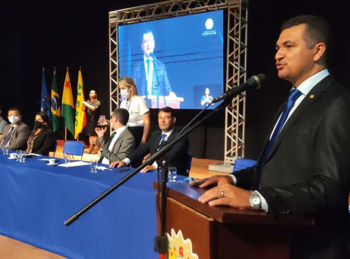Deputado Sargento Cadmiel faz discurso comovente de apoio aos produtores rurais e defende mecanização da lavoura e escoamento da produção