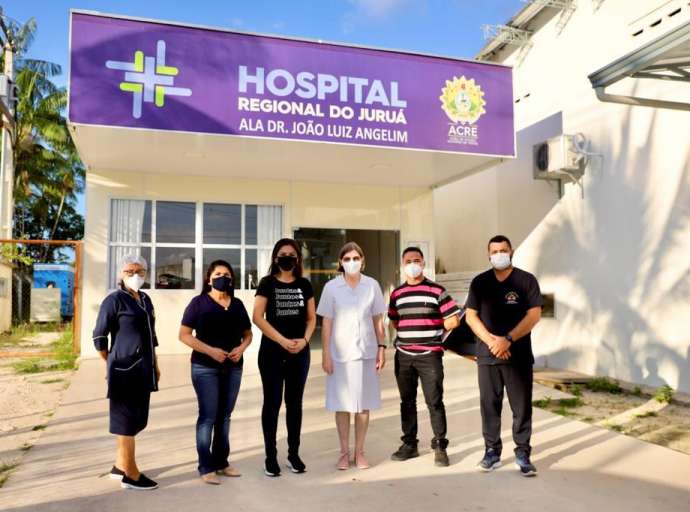 Jéssica Sales comemora instalação de tomógrafo no Hospital do Juruá