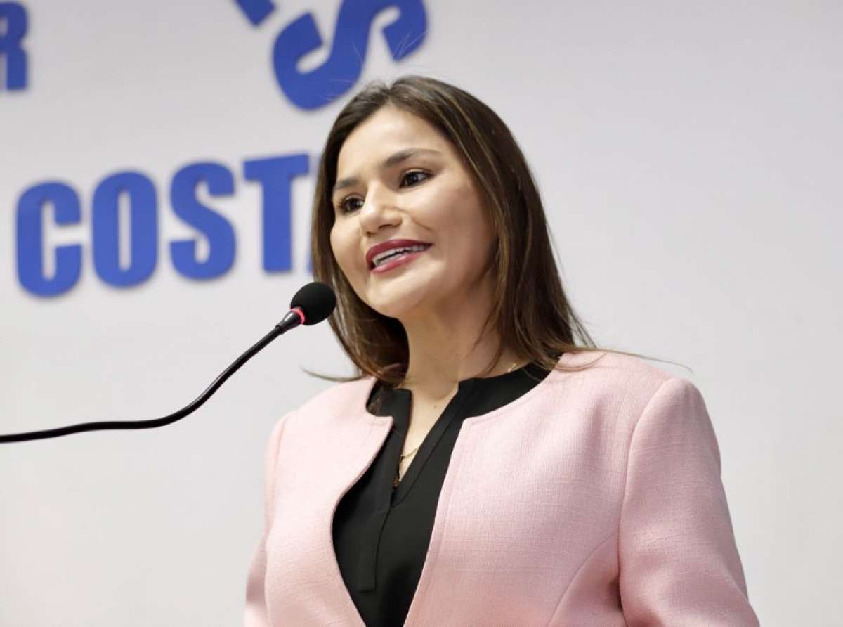 Em tratamento contra câncer, Jessica Sales muda visual e ganha elogios e palavras de apoio de internautas 
