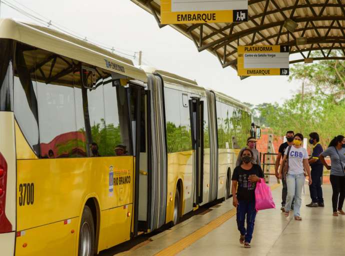 Bocalom age para solucionar problema de falta de ônibus; Via Verde e São Judas Tadeu assumem linhas de abandonadas pela Viação Floresta