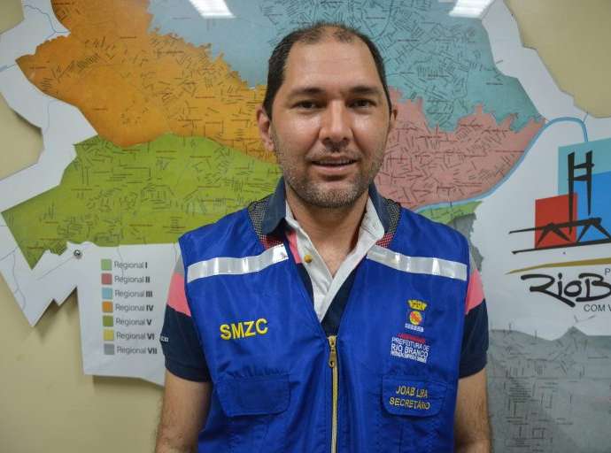 Secretário Joabe Lira se reúne com equipe de coordenadores para alinhar ações de limpeza da cidade