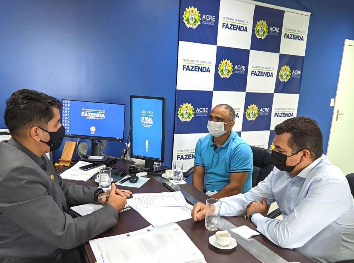 Deputado Sgt. Cadmiel Bomfim assegura desconto para micros e pequenas empresas em taxas de vigilância sanitária