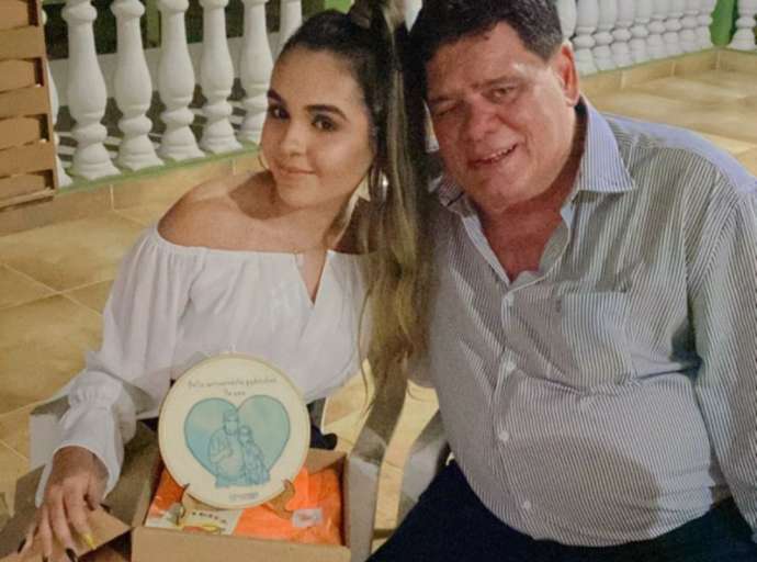 Ainda abalado, Flaviano posta homenagem póstuma em memória de jovem que morreu em decorrência de pneumonia