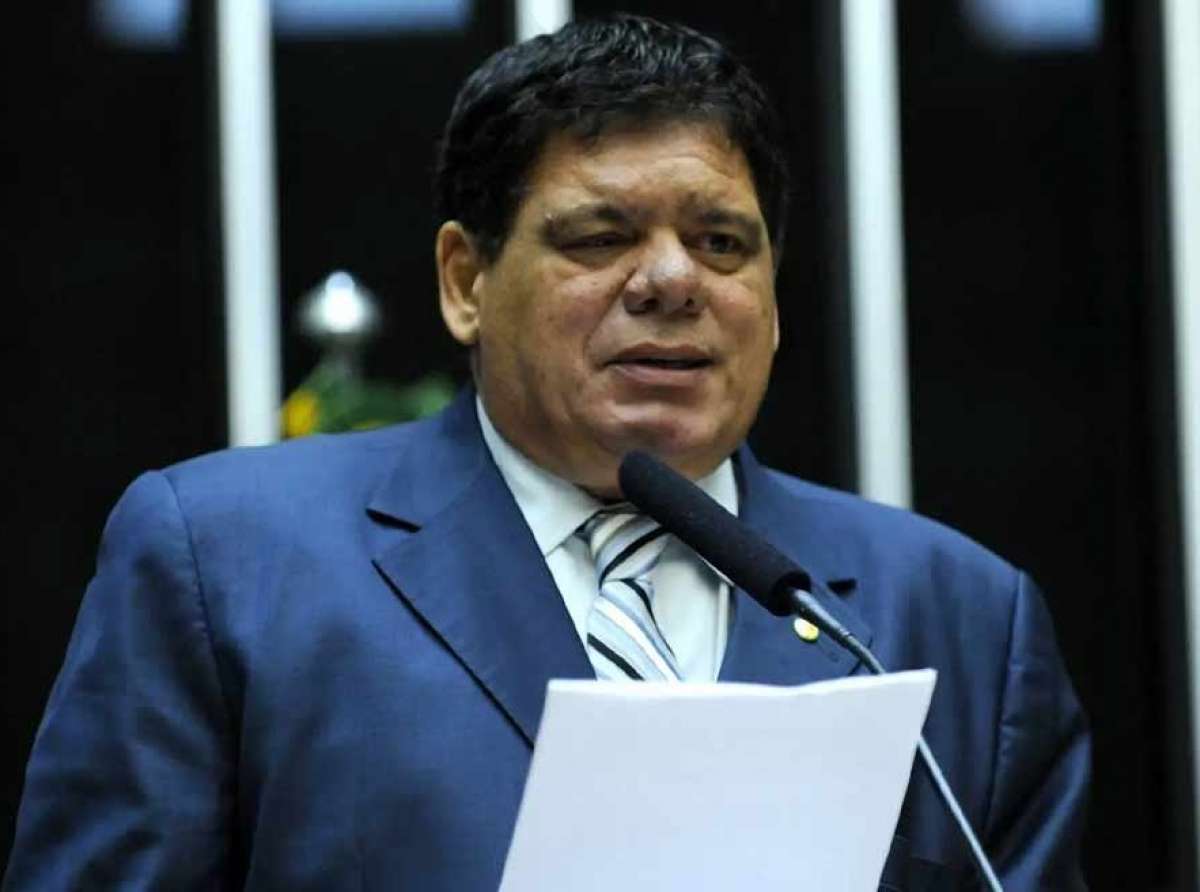Com voto de Flaviano, piso salarial dos enfermeiros é aprovado na Câmara e deputado comemora: “é uma questão de justiça"