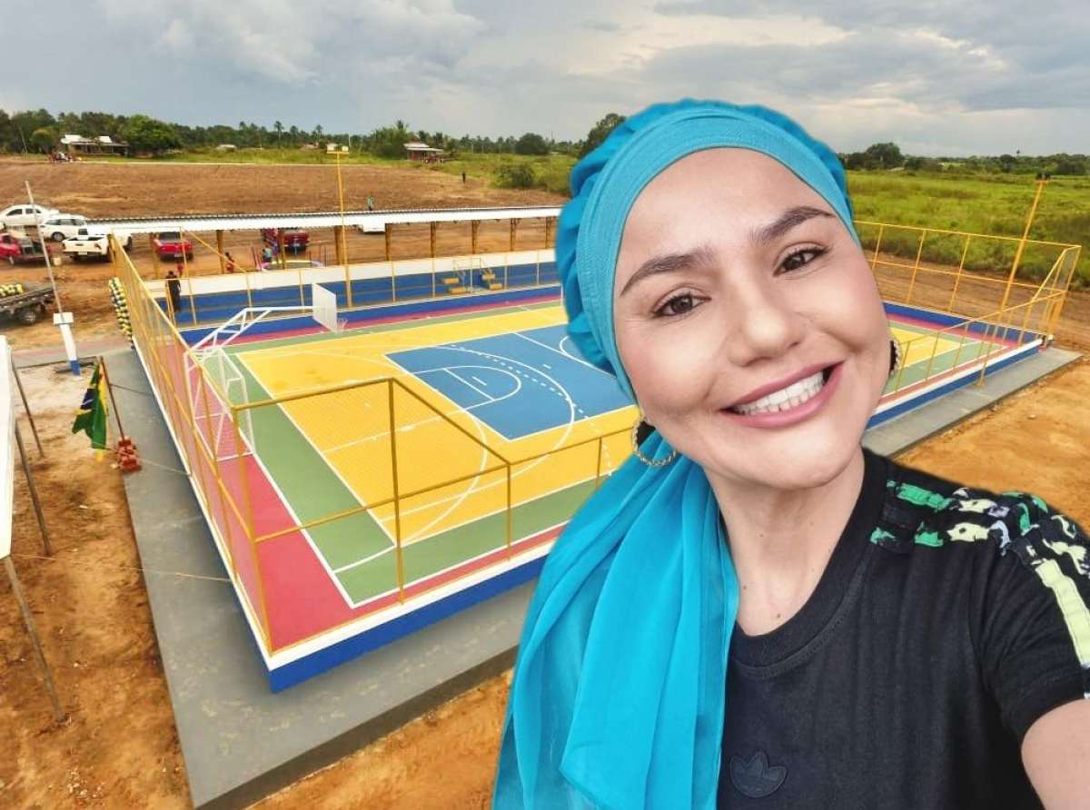Jéssica Sales comemora entrega de obras para Esporte e Saneamento em Mâncio Lima