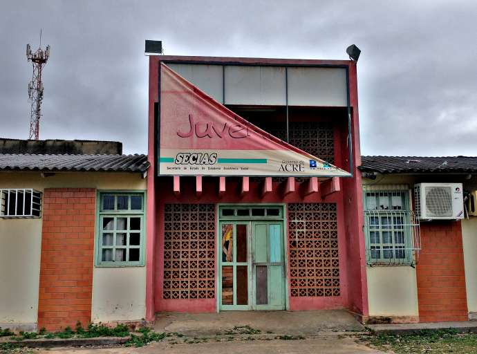 Moradores da Estação lamentam abandono do CEJA local: 'descaso absoluto'