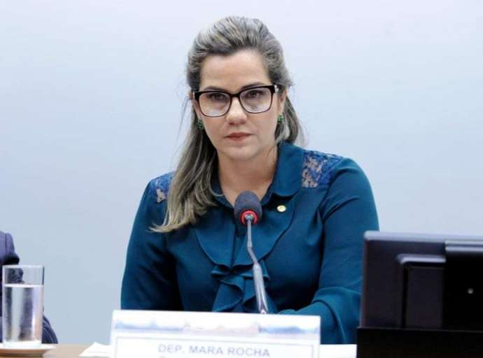 Mara Rocha denuncia mortes de crianças por falta de UTI no Acre à PF, MPF e DENASUS