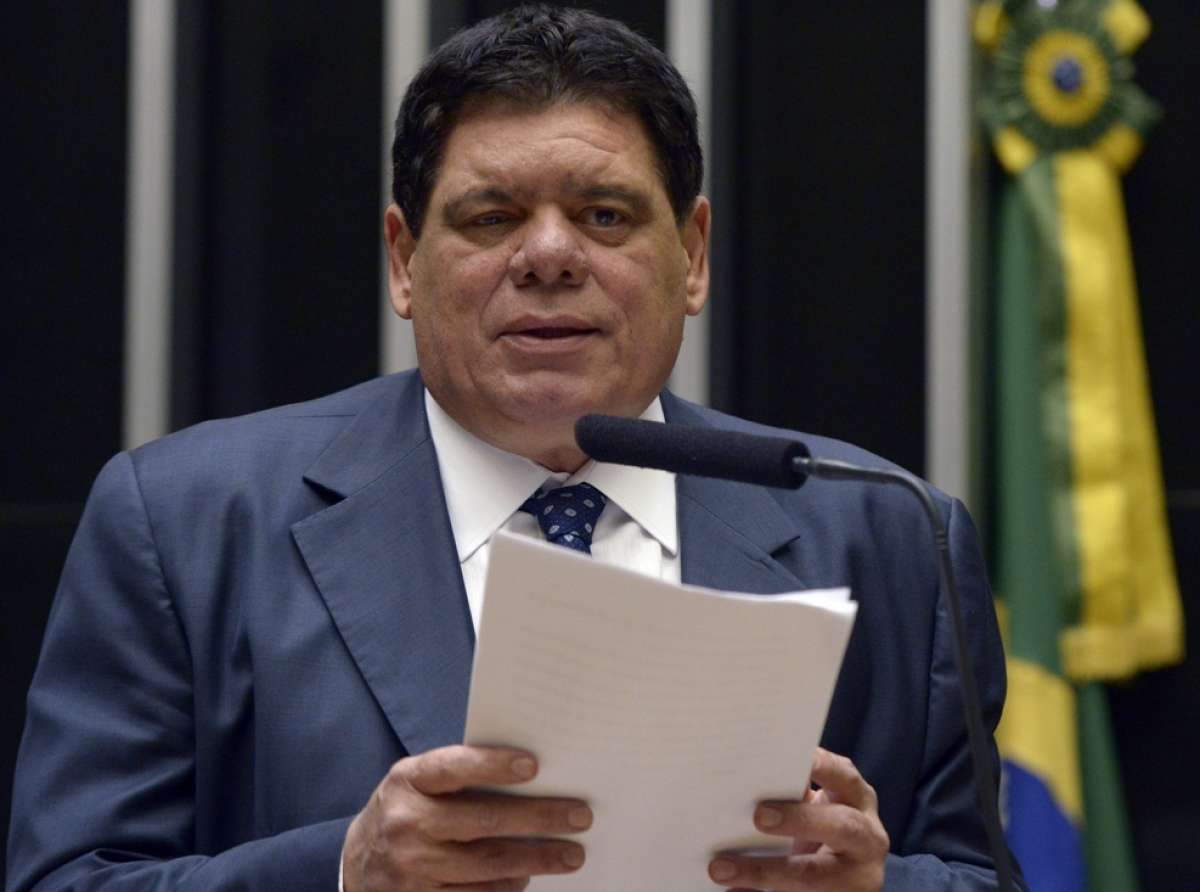 Flaviano consegue liberação de emendas para pavimentação de ruas em Sena Madureira e Manoel Urbano