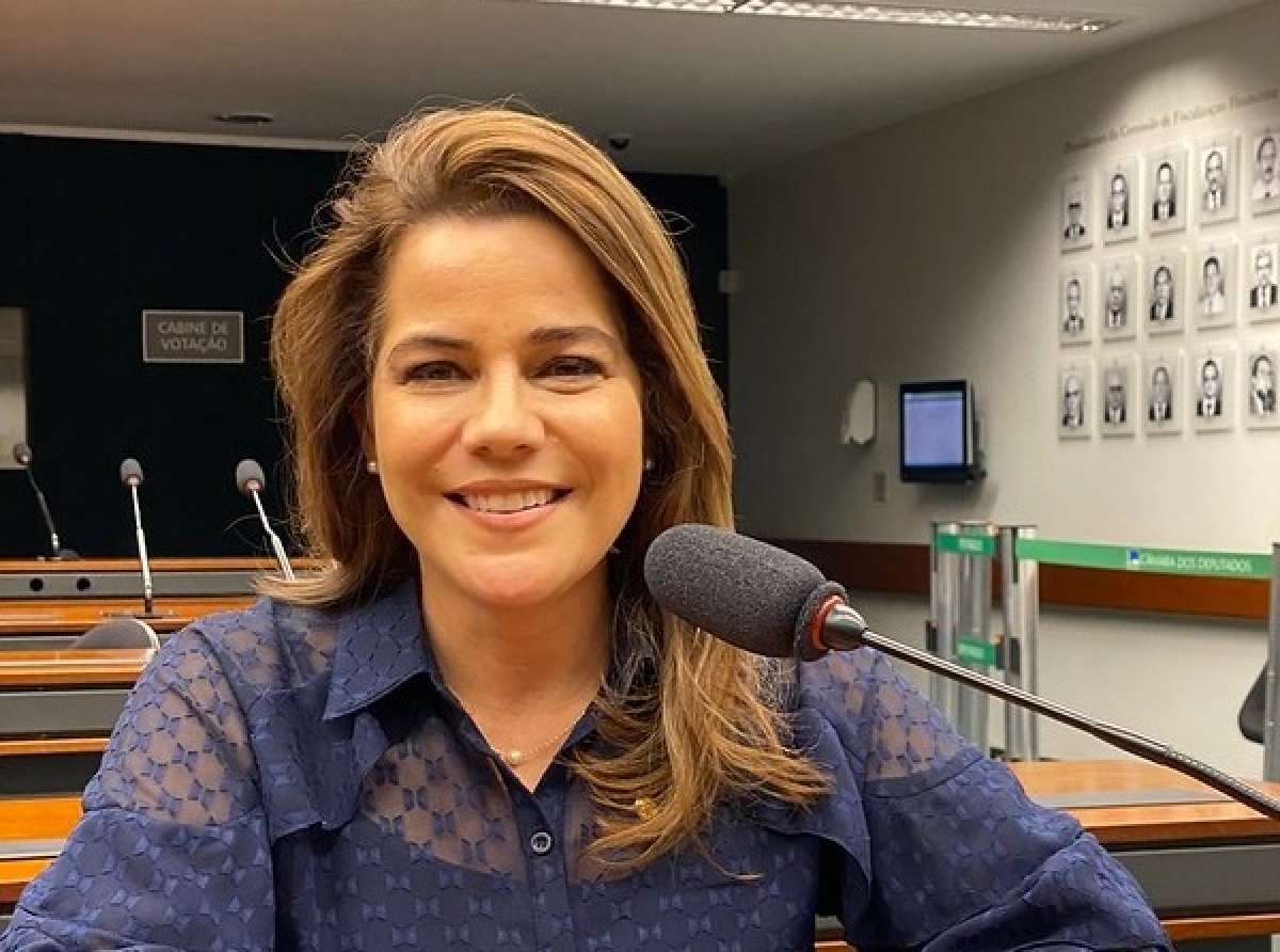 Projeto de Mara Rocha prevê piso salarial de 2 salários para trabalhador essencial de limpeza urbana