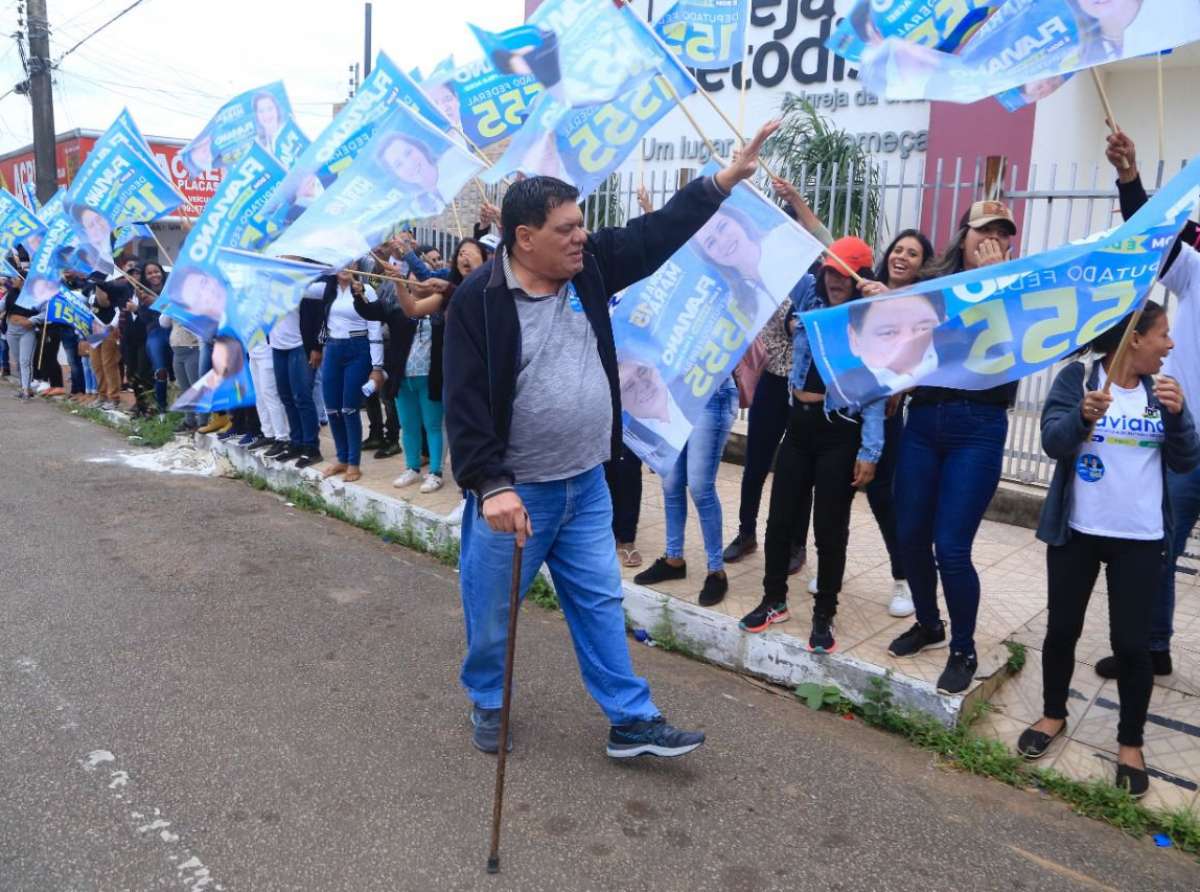 Flaviano lidera Caminhada da Esperança na Estação Experimental