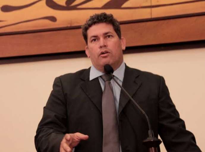 MDB lamenta a morte de Gilberto Diniz, ex-deputado e vereador de Sena Madureira 