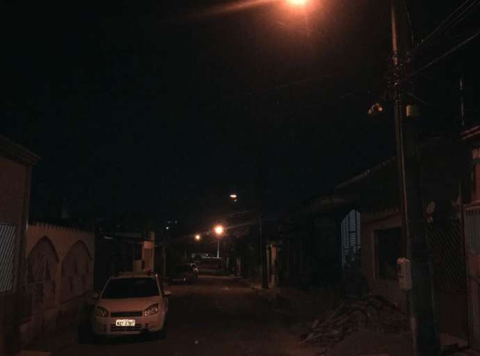 Vídeo: morador pede que Prefeitura instale lâmpada de Led em ruas da Estação Experimental