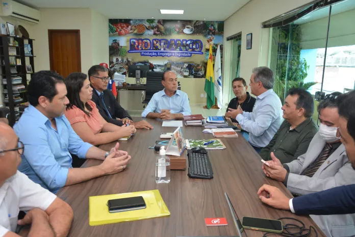 Para estacionar, vai ter que pagar: Prefeitura anuncia retorno da Zona Azul em ruas de Rio Branco; idosos e deficientes também pagarão estacionamento