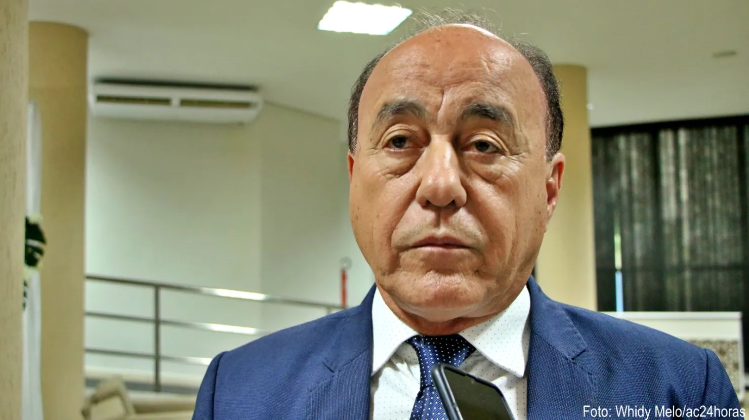 Entrevista de Bocalom sobre ruas esburacadas vira meme e internautas reagem; veja o vídeo
