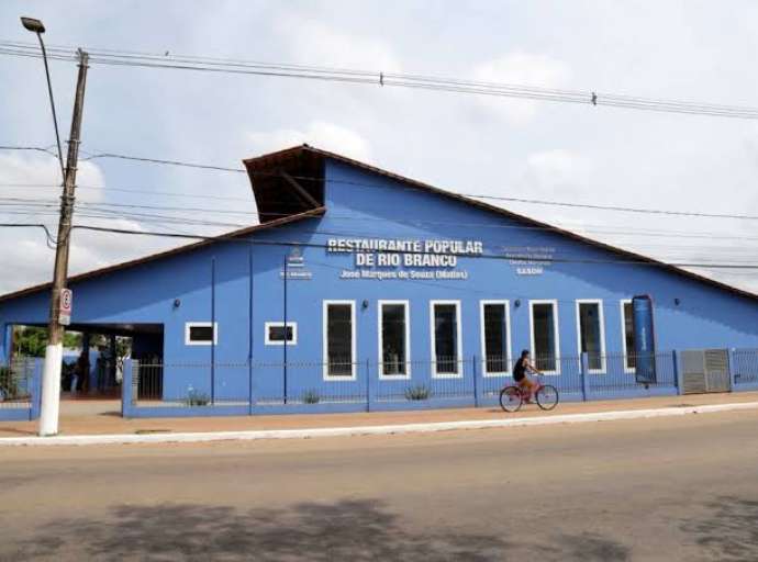 Sem nenhuma obra na sua gestão, Bocalom comemora "aniversário" de 1 ano de reabertura do Restaurante Popular, construído e ampliado por administrações anteriores 