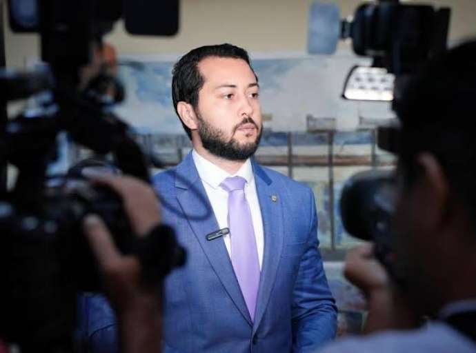 Poder pelo poder? Mas afinal, o que Emerson Jarude quer? 