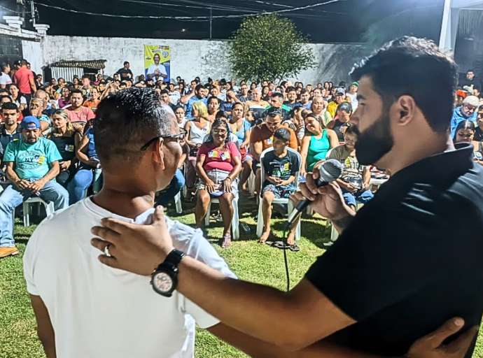Em noite histórica no 2º distrito da capital, Henrique Cardoso, articulador político e coordenador da campanha do candidato a vereador Elias Macedo, reúne aproximadamente mil lideranças.